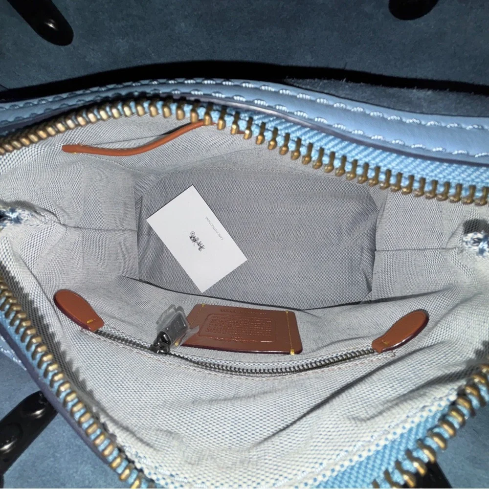 Coach Rogue 25 with rivets light blue - Picture 5 of 8
